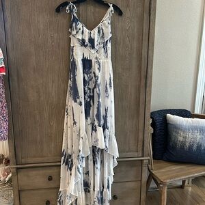 Guess flowy hi low dress XXS EUC